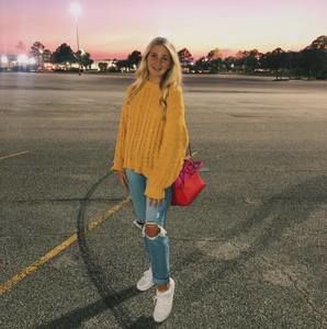 Meet your Posher, Melanie